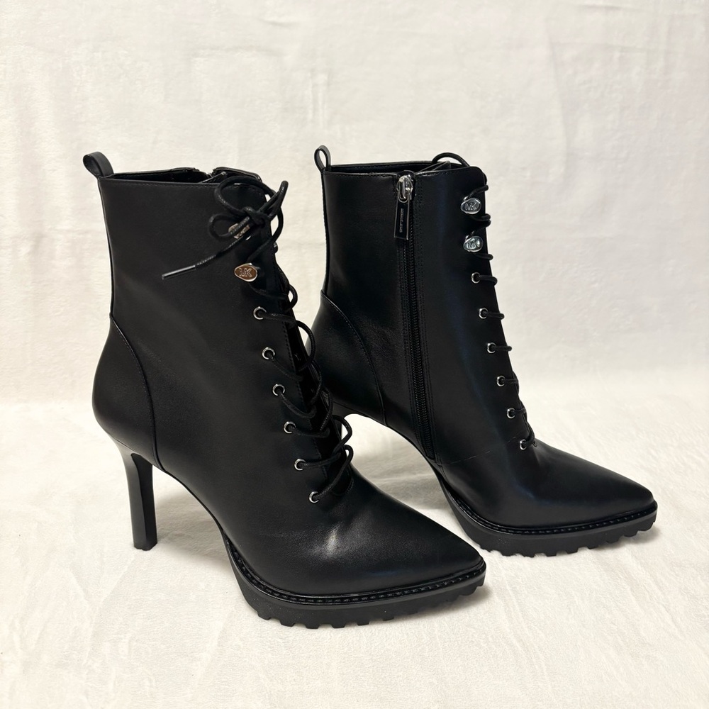MICHAEL KORS Kyle Lace-Up Leather Bootie Black Size 8.5M NIB